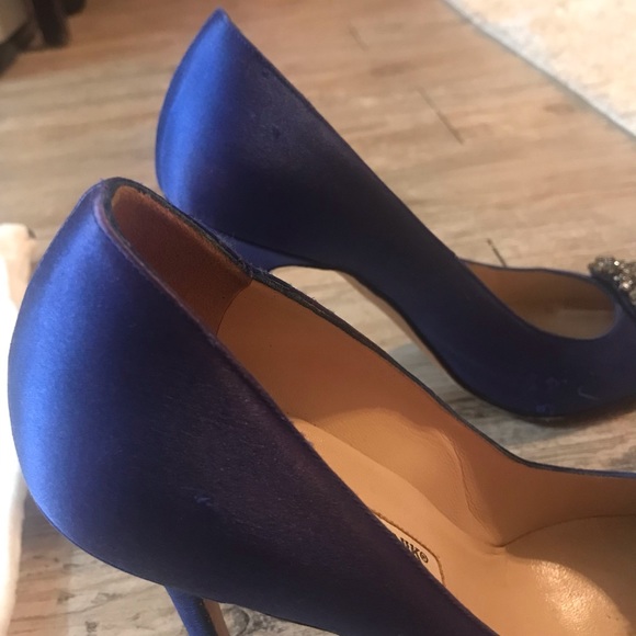 **Authentic Manolo Blahnik Blue Hangisi Sex & The City Heels!! - Picture 8 of 10